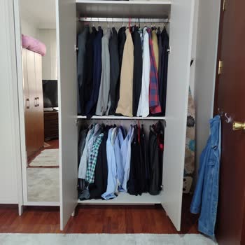 Weltev Gardırop: Beklentileri Karşılamayan Tasarım