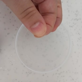 Hipp Organic Combiotic gekauft, Fremdkörper in der Nahrung entdeckt