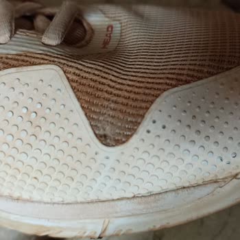 Pazarama'dan Alınan Tenis Ayakkabısı 5 Ayda Yırtıldı, İade Kabul Edilmedi!