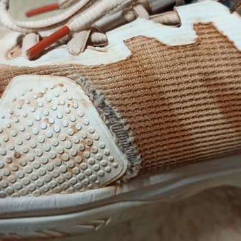 Pazarama'dan Alınan Tenis Ayakkabısı 5 Ayda Yırtıldı, İade Kabul Edilmedi!