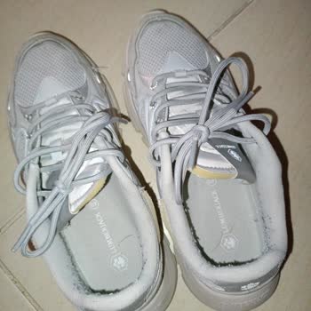 Rahat Olmayan Ayakkabılar: Pişmanlık Ve Hayal Kırıklığı