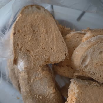 BİM'den Aldığım Küflü Köy Ekmeği Sorunu