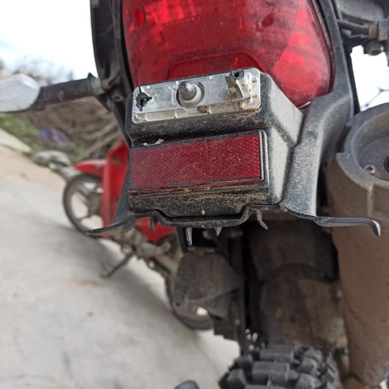 RKS XVR250'nin Kronik Çamurluk Sorunu