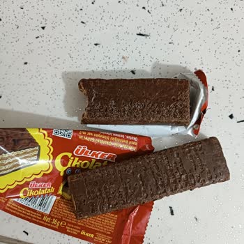 Çikolatalı Gofrette Küf Ve Çürüklük: Çocuğumun Sağlığı Tehlikede