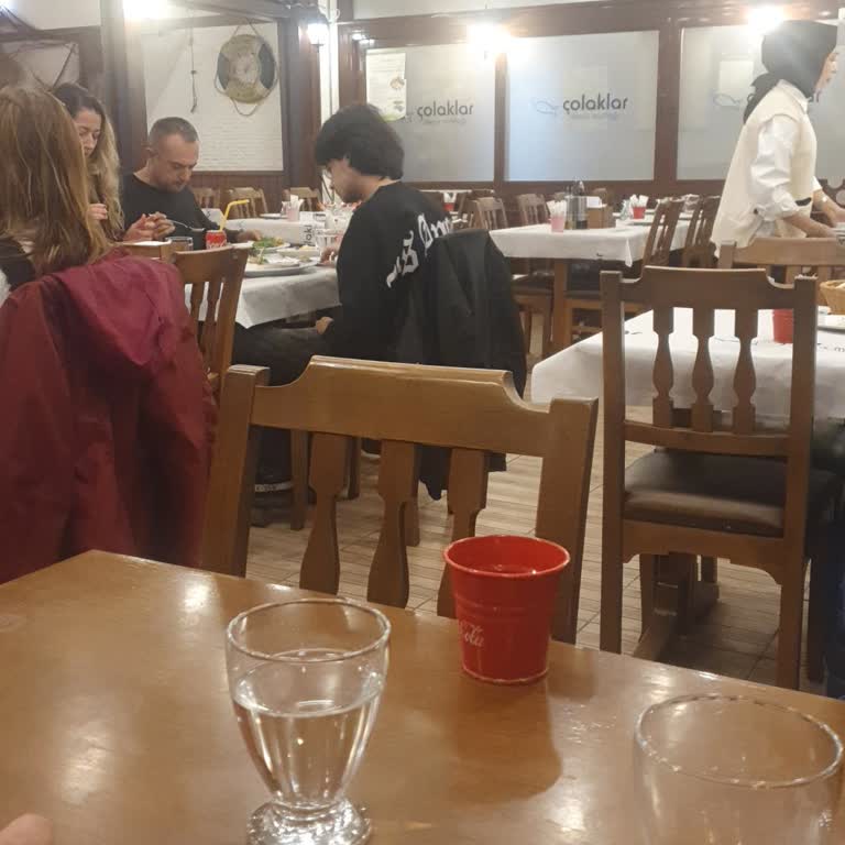 Tuzla'daki Balıkçıda Hizmet Sorunları