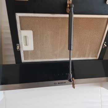 Bosch Aspiratör Camı Patladı Müşteri Hizmetleri Mağduriyetimi Gidermedi