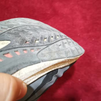 Reebok Ayakkabının Garanti Kapsamı Sorunu