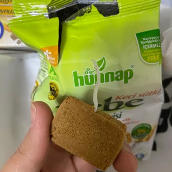 Bebek Bisküvisinde Beklenmedik Plastik Parça