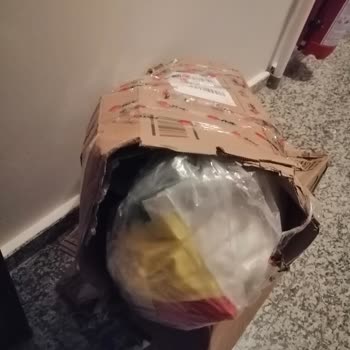 Amazon'dan Gelen Patlamış Ürün Ve İlgisiz Müşteri Hizmetleri