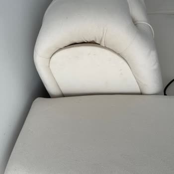 Mobilya Takımında Kalitesiz İşçilik Ve Müşteri Hizmetleri Sorunu