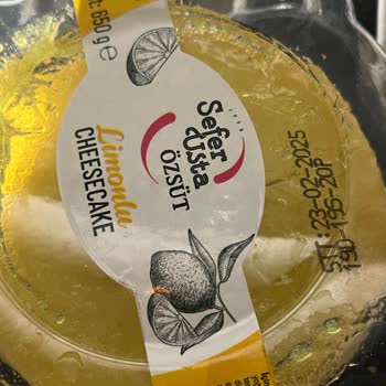 A101 Limonlu Cheesecake İçerisinden Sinek Çıkması