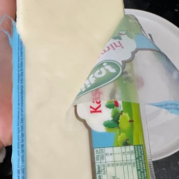 Taze Pazar'dan Aldığım Kaşar Peynirinde Beklenmedik Sürpriz