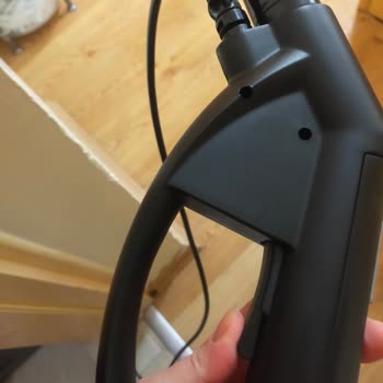 Kalitesiz Parçalar Ve Arızalı Halı Yıkama Makinesi