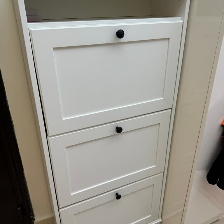 IKEA Parçalanan Ayakkabılık