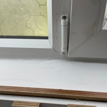 ÇLB Mimarlık Mühendislik Camları Mahvetti!