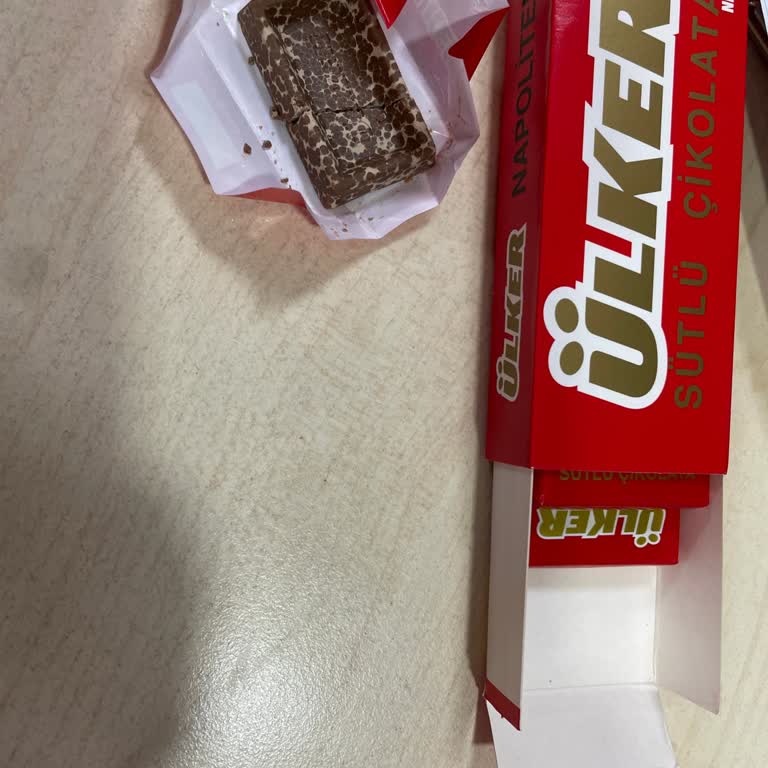 Bozuk Renkli Çikolata Şikayeti