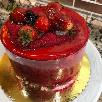 Bayat Pasta Şoku: Esenyurt Dilek Pastanesi'nde Hayal Kırıklığı