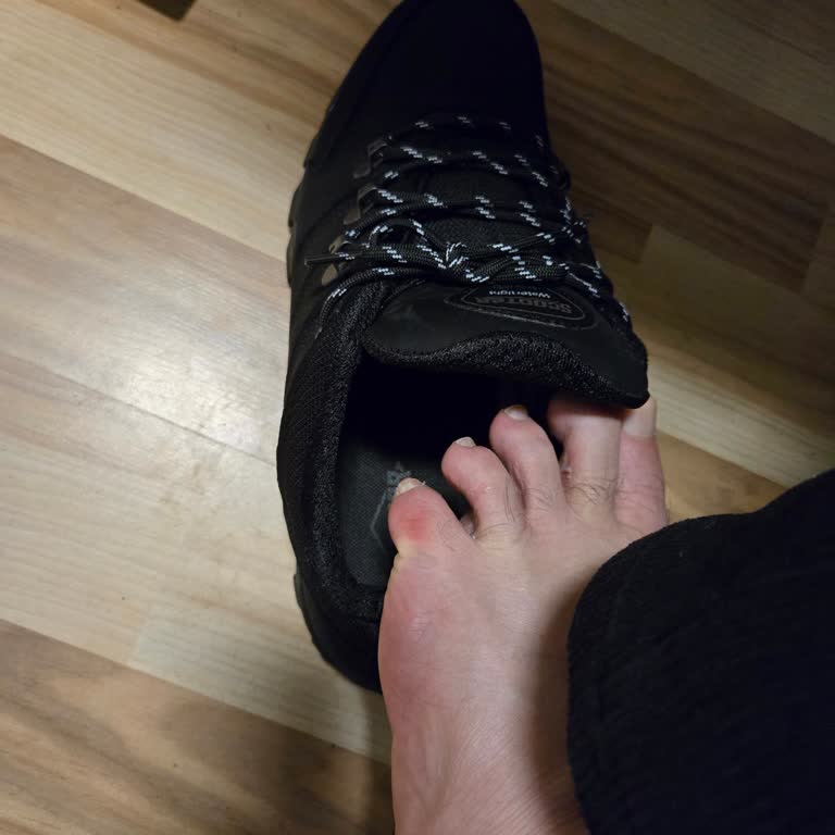 Scooter Su Geçirmez Deri Siyah Erkek Outdoor Ayakkabı Sorunu