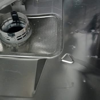 Arçelik Dishwasher Left Stains After First Use and Service Blamed Me for It