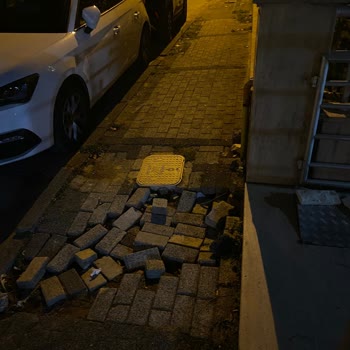 Kaldırım Çalışması Eksikliği Ve Yanlış Kayıt Kapatmaları