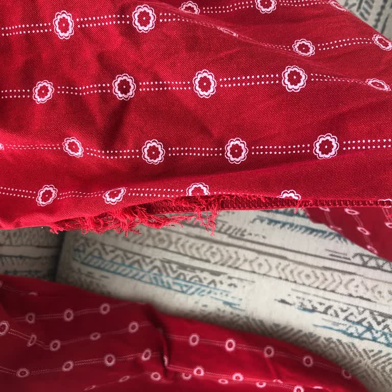 Penti Pijama Kampanyasında Sökük Şoku