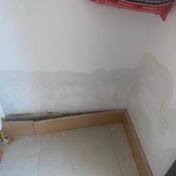 Bağcılar'da Yeni Dairede Su Sızıntısı Sorunu