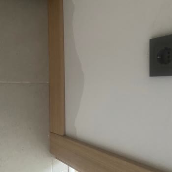 Bağcılar'da Yeni Dairede Su Sızıntısı Sorunu