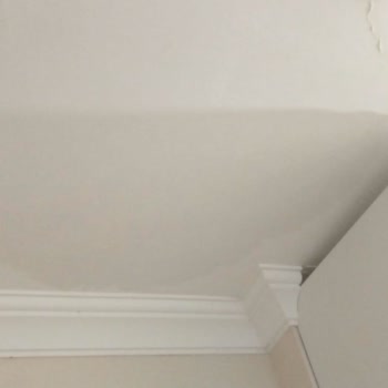 Bağcılar'da Yeni Dairede Su Sızıntısı Sorunu