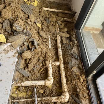 Bağcılar'da Yeni Dairede Su Sızıntısı Sorunu