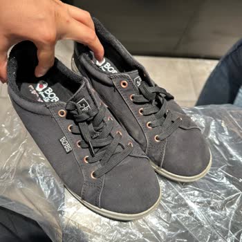 Skechers Ayakkabımın Renk Değişimi Sorunu