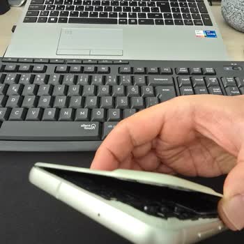 Samsung Yetkili Servis Mağduriyeti: Hatalı Sıvı Teması İddiası