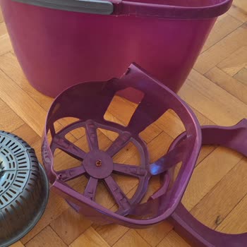 Parex Mop Setinde Sıkma Aparatı Sorunu