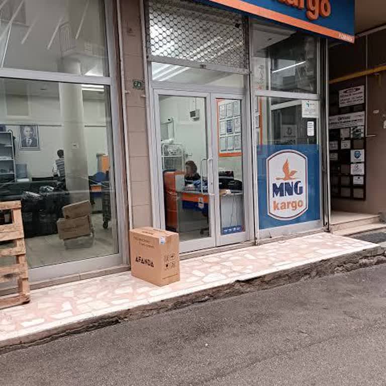 MNG Kargo Fomara Şubesi'nde Müşteri Hizmetleri Sorunu