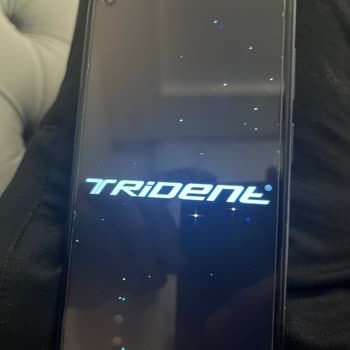 Trident Telefonunda Sürekli Donma Ve Kapanma Sorunu