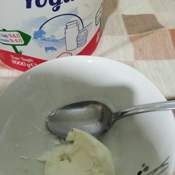 BİM Dost Yoğurt'ta İstenmeyen Sürpriz