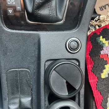 Skoda Erel Bostancı Bayii Servise Bırakılan Araçlara Zarar Veriyor!