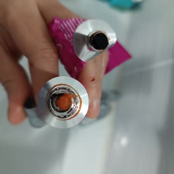 Saç Boyası Renk Sorunu Ve Yan Etkileri