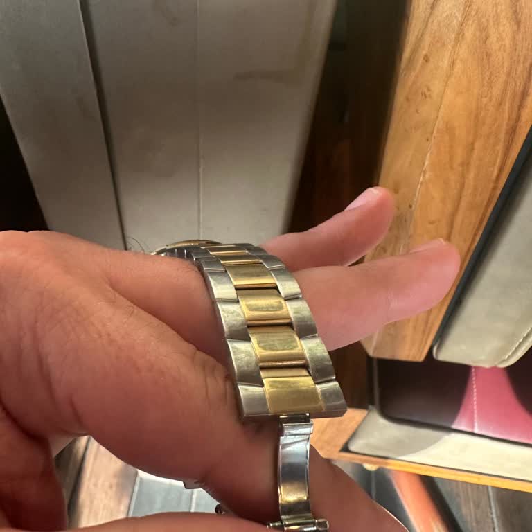 Versace Saatte Hayal Kırıklığı