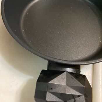 Karaca Züccaciye Garantili Tencere Setinde Erken Çizilme Sorunu