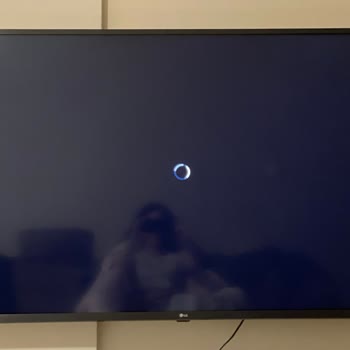 Sürekli Kesilen İnternet Ve Çözümsüz Müşteri Hizmetleri