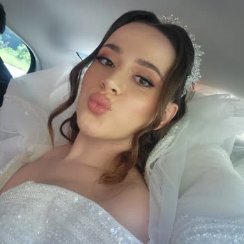 Düğün Günümde Hayal Kırıklığı: Saç Ve Makyaj Fiyaskosu