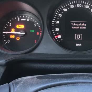 Renault Megane 4'te Beklenmedik Arıza Işıkları Sorunu