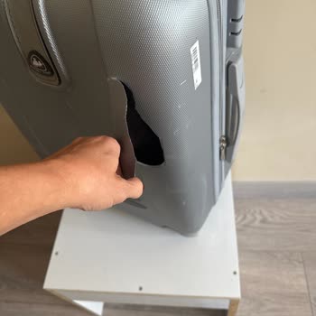 Valiz Hasarı: Sunexpress Uçuşunda Mağduriyet