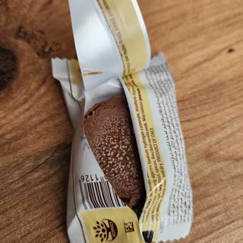 Migros'tan Aldığım Küflü Loacker Çikolata Hayal Kırıklığı