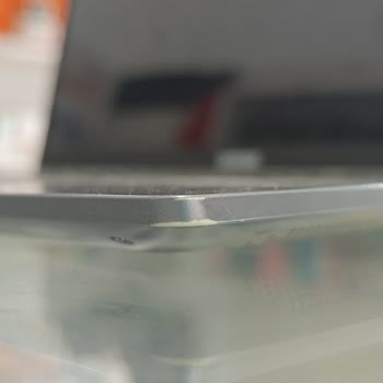 Dış Kasa Aşınması Ve Ekran Sorunları: Türk Markasına Güven Sarsılıyor