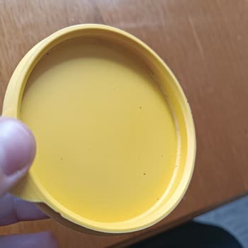 Silikon Kapaklı Şişede Koku Ve Temizlik Sorunu