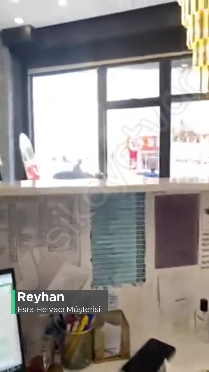 Esra Helvacı Aynı Gün Teslimat İçin Ücret Ödedim Ama Gelmedi! videonun kapak resmi
