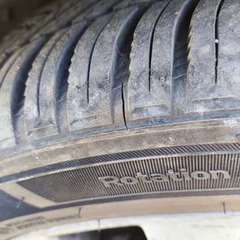 Hankook Allwetterreifen mit Rissen und unzumutbare Garantieabwicklung trotz Gewährleistung