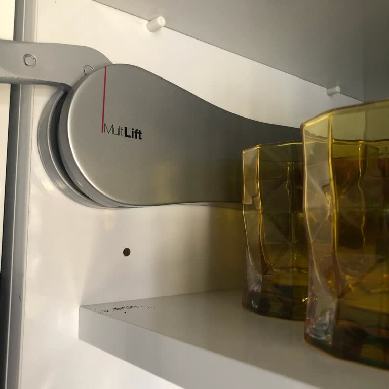 Mutfak Dolaplarının Amortisör Sorunu