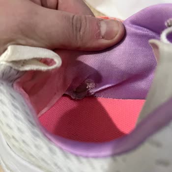 Skechers Ayakkabılarda Erken Yıpranma Ve Yetersiz Müşteri Hizmeti